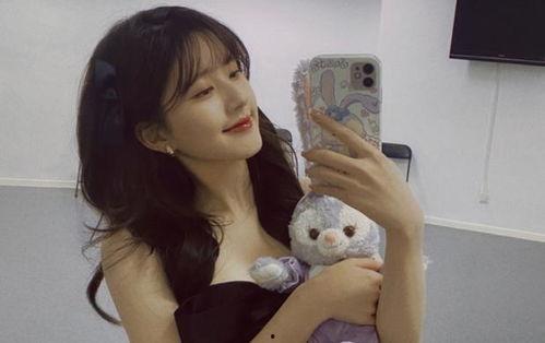 网红吃瓜赵露思,网红吃瓜界的“瓜王”